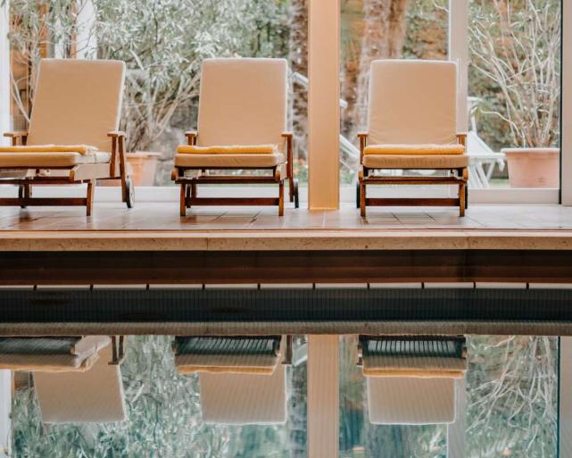 Pool & Spa