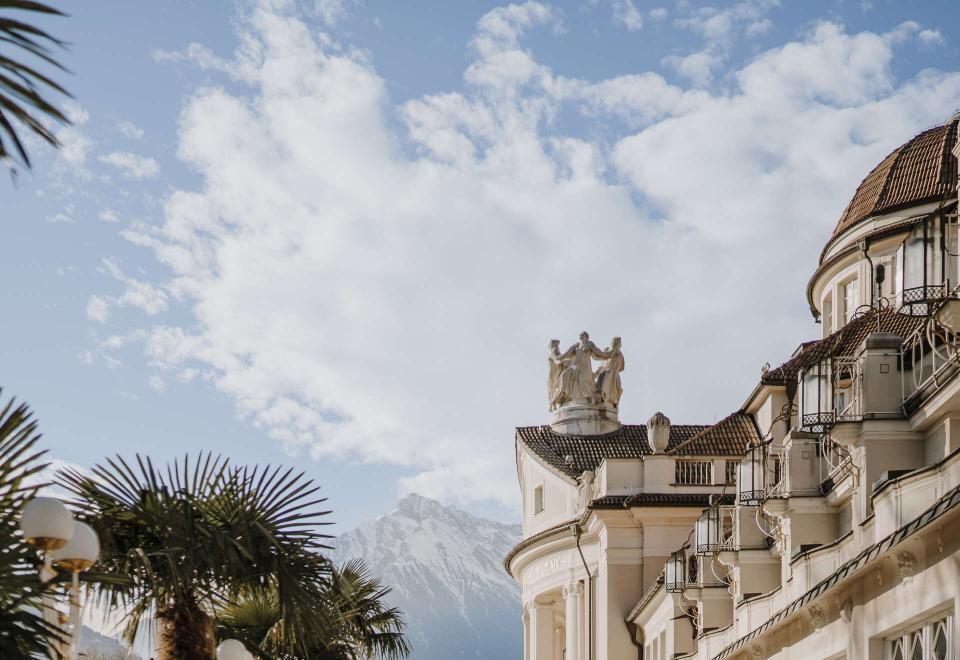 A piedi verso la città termale di Merano