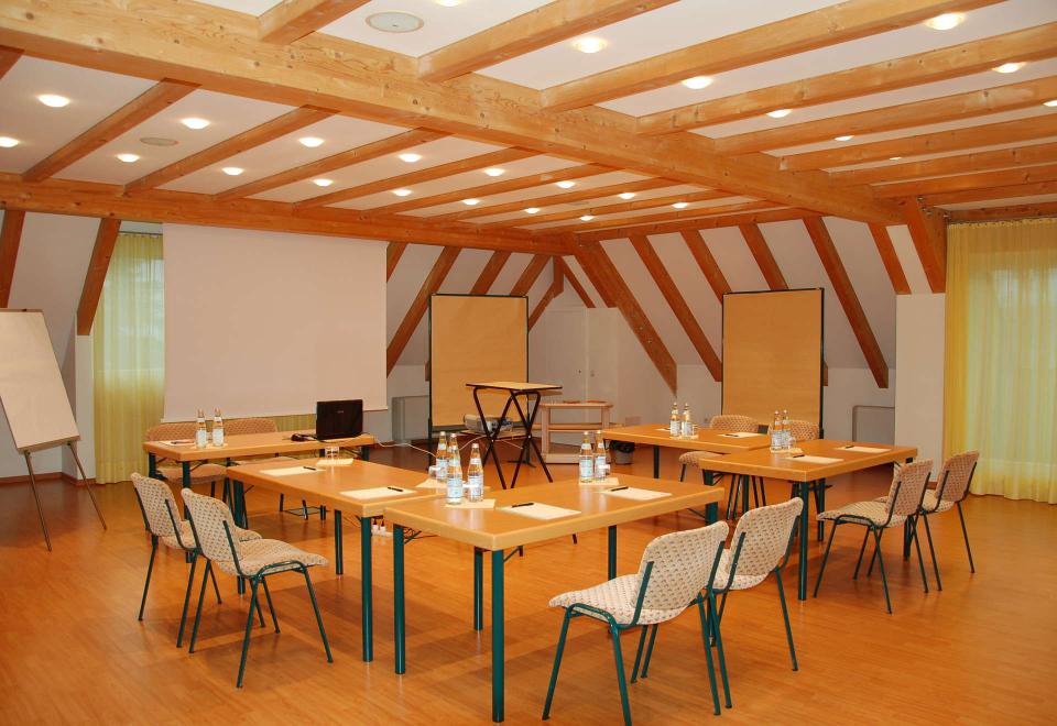 Conferences & Seminars in Merano